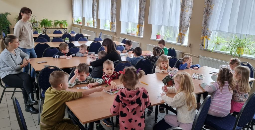 Zajęcia plastyczne dla dzieci z Przedszkola "Mali Odkrywcy".