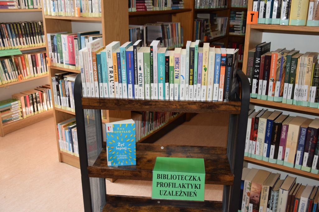 Nowości w Biblioteczce Profilaktyki Uzależnień w Wypożyczalni dla dorosłych.