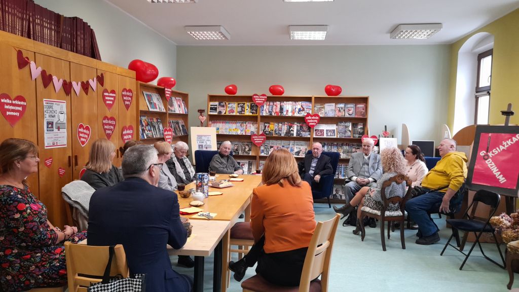 Biblioteka z Orkiestrą - Spotkanie Dyskusyjnego Klubu Książki 