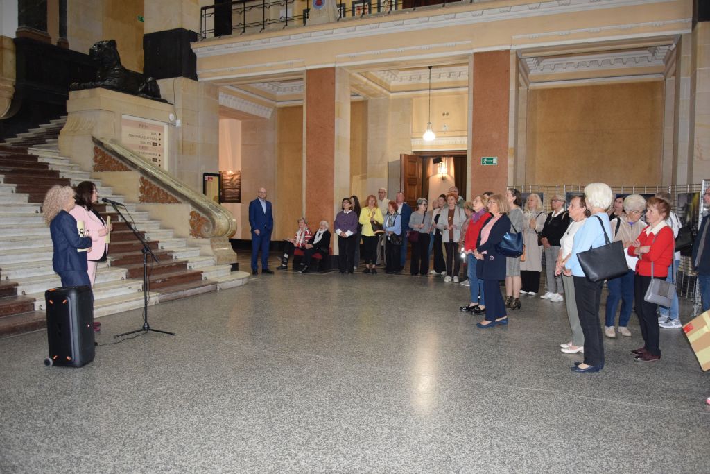 Otwarcie wystawy „Biblioteka. Miejsce tajemnicy” według scenariusza Justyny Polakowskiej. Otwarcie wystawy „Biblioteka. Miejsce tajemnicy” według scenariusza Justyny Polakowskiej.