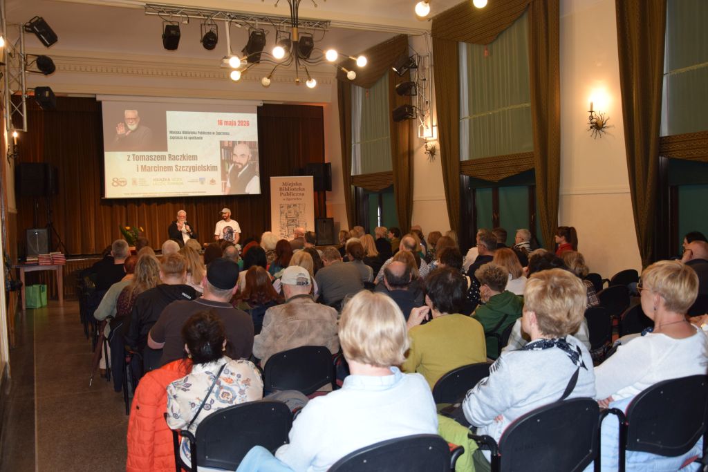 Spotkanie z Tomaszem Raczkiem i Marcinem Szczygielskim w Zgorzelcu. Zdjęcie jest odnośnikiem do wpisu "Raczek i Szczygielski w Zgorzelcu".